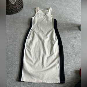 COMMUNITY athletic dress